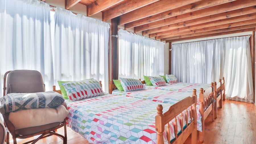 10 Bedroom Property for Sale in Dana Bay Western Cape